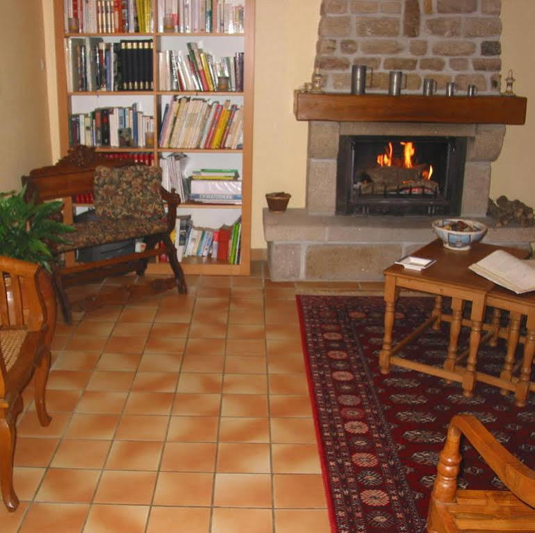 Domaine De Lesvaniel Landudec Exterior foto